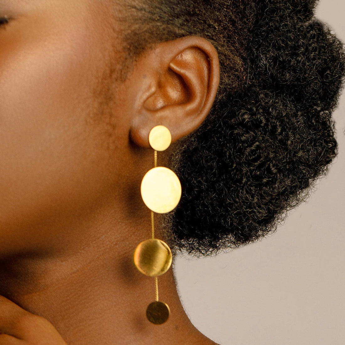 The Perfect Earrings for Every Face Shape