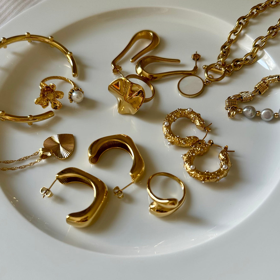 How to Clean Gold-Plated Jewellery
