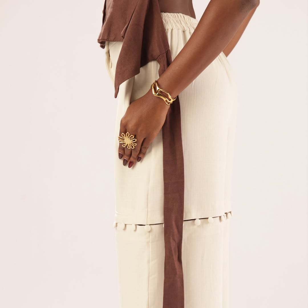 How to Style Dainty Jewellery