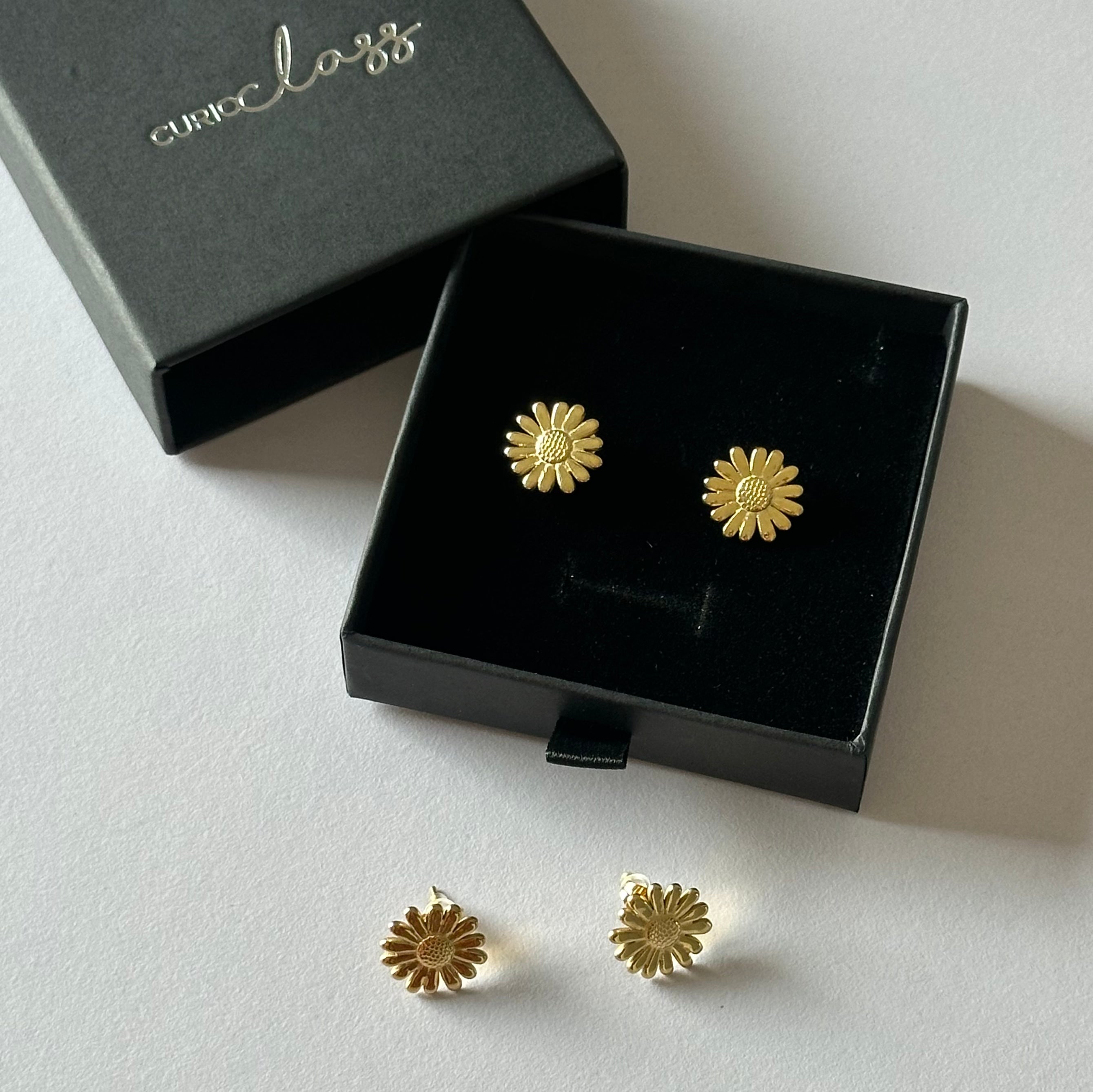 Daisy Mini Earrings